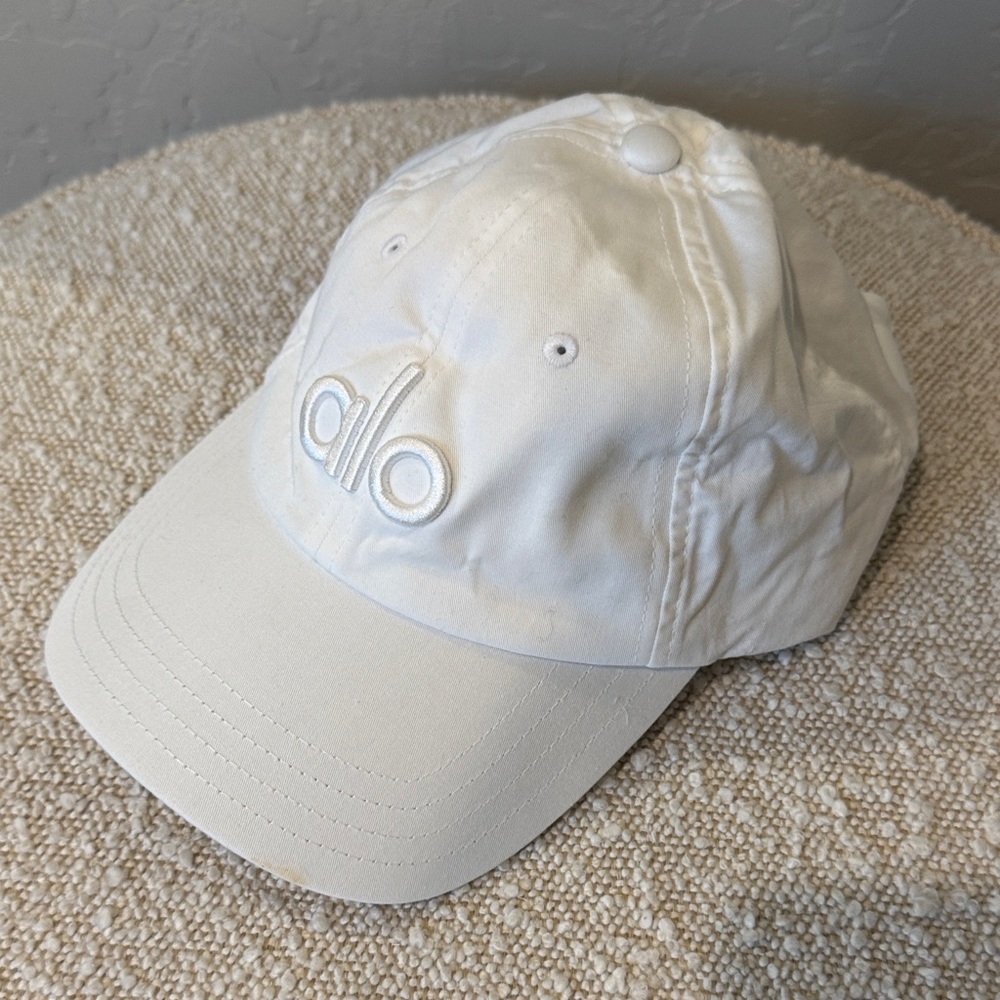 ALO Yoga White Cap